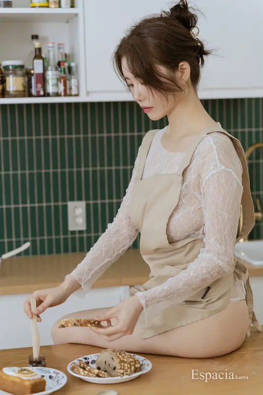 YUA - Espacia Korea